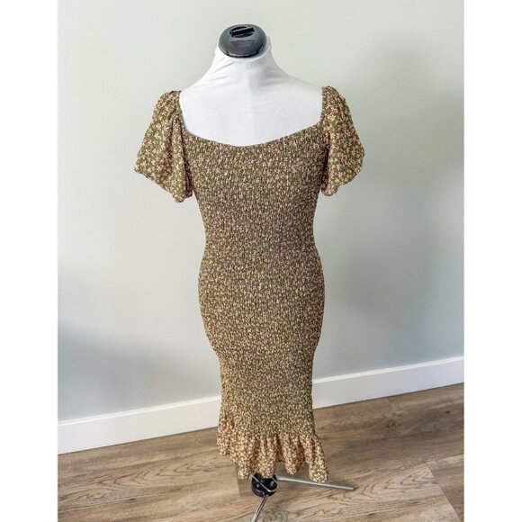 Petal & Pup Floral Off-Shoulder Midi Dress - Picture 7 of 15